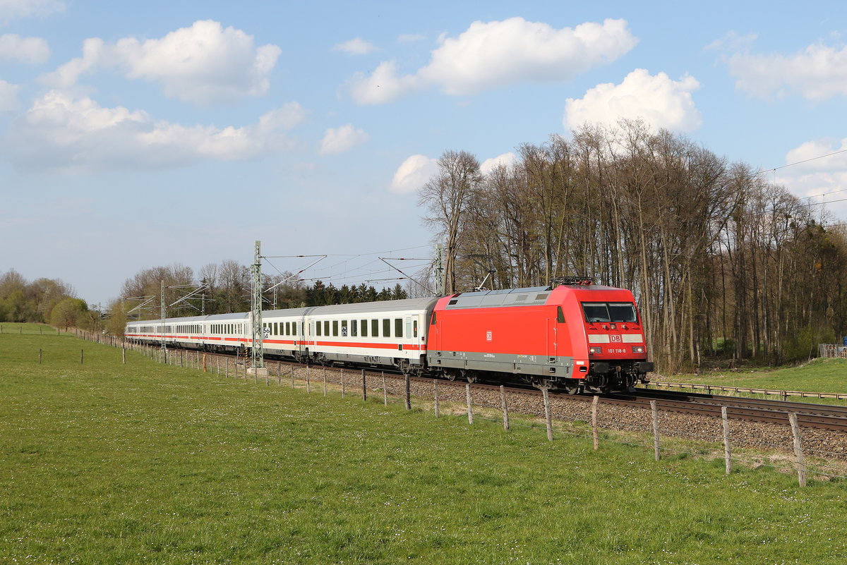 101 118 aus M�nchen kommend am 21. April 2021 bei Vogl.
