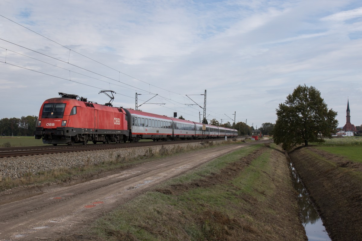 1116 253-6 am 25. Oktober 2015 bei �bersee am Chiemsee.