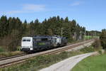 111 222 mit 4185 011 auf dem Weg in Richtung M�nchen am 8.