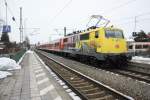 111 024-6 die  ADAC -Lok auf dem Weg nach M�nchen.