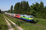 DAS 15.000 BILD zeigt 111 074 und 111 067 mit dem  IC K�nigssee  auf dem Weg nach Berchtesgaden.