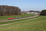 185 044 war mit einem Stahlzug in Richtung M�nchen unterwegs.