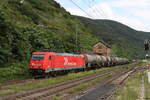 185 585 von  Rhein-Cargo  mit einem gemischten G�terzug am 22.