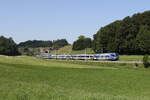 430 010 und 430 028 aus M�nchen kommend am 26. Mai 2026 bei Axdorf im Chiemgau.
