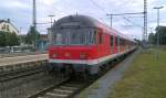 Eine Regionalbahn im Fr�hjahr in Kronach / Frankenwaldbahn. 