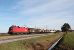1116 055 mit einem gemischten G�terzug am 1.