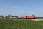 1116 157 mit einem  EC  aus M�nchen kommend am 17. April 2026 bei �bersee am Chiemsee.