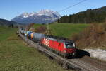 1293 071 mit einem Kesselwagenzug aus W�rgl kommend am 5.
